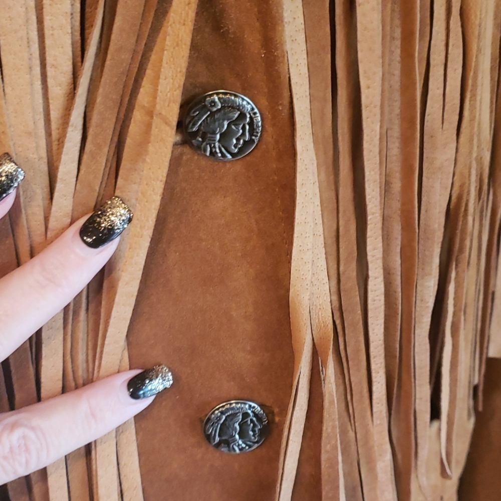 👑Host Pick👑  VINTAGE SUEDE FRINGED BOHO JACKET - Picture 8 of 10